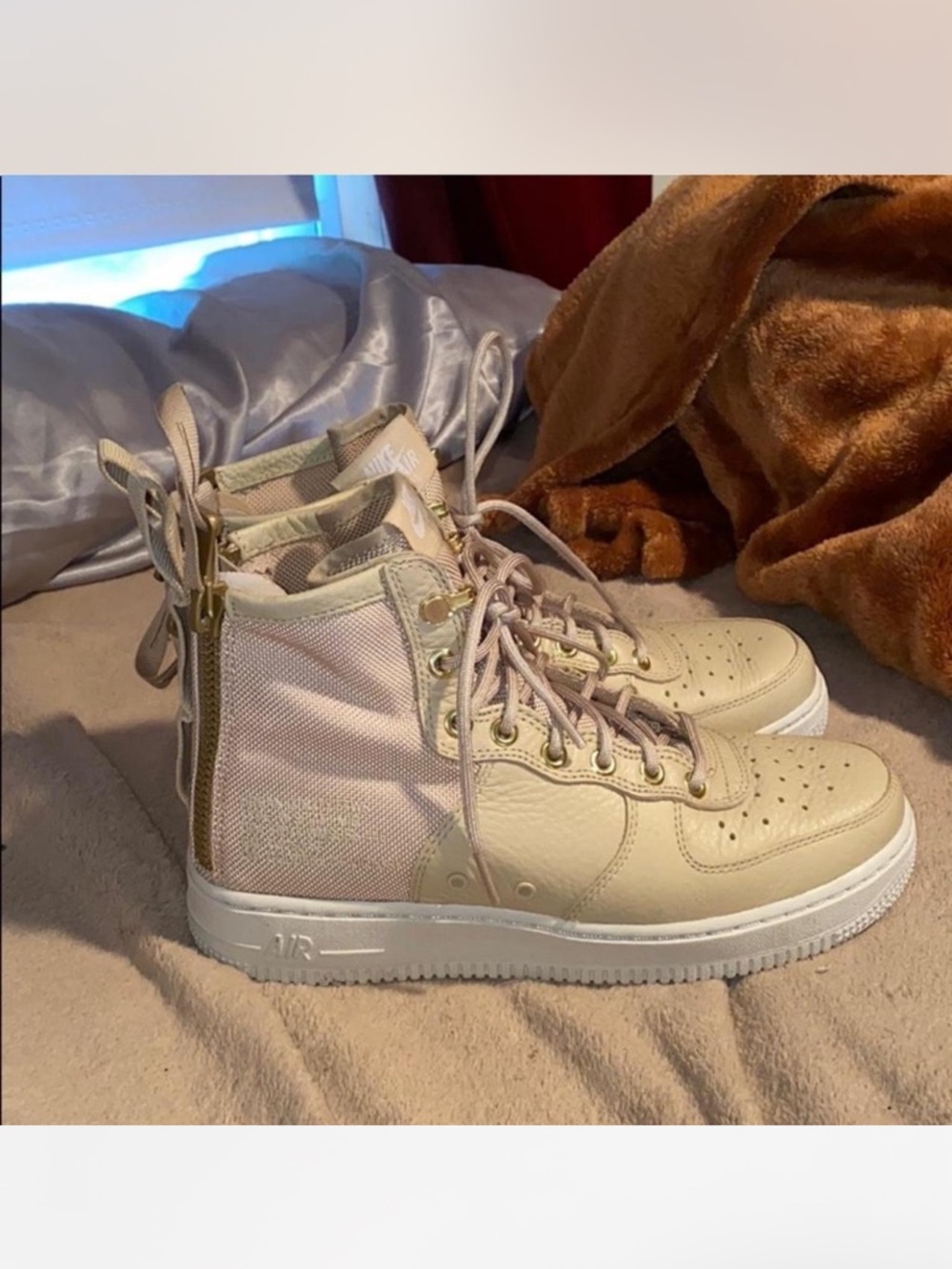 Nike Air Force 1 SF Mid Mushroom Light Bone 8
